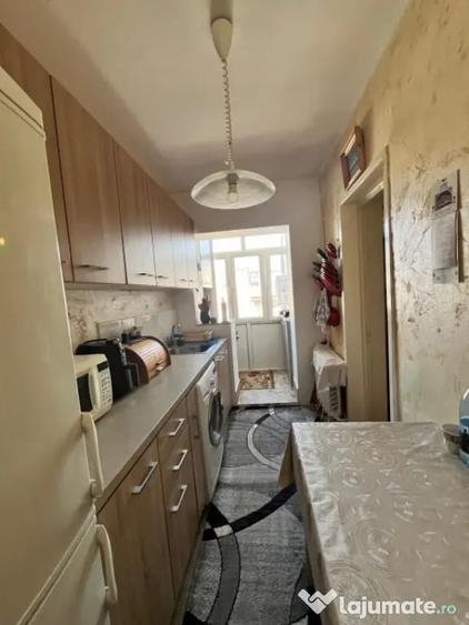 Apartament cu 3 camere decomandat în Rădăuți