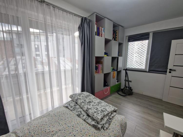 Zona Centrala - Str. Paris, apartament 3 camere cu garaj - 9