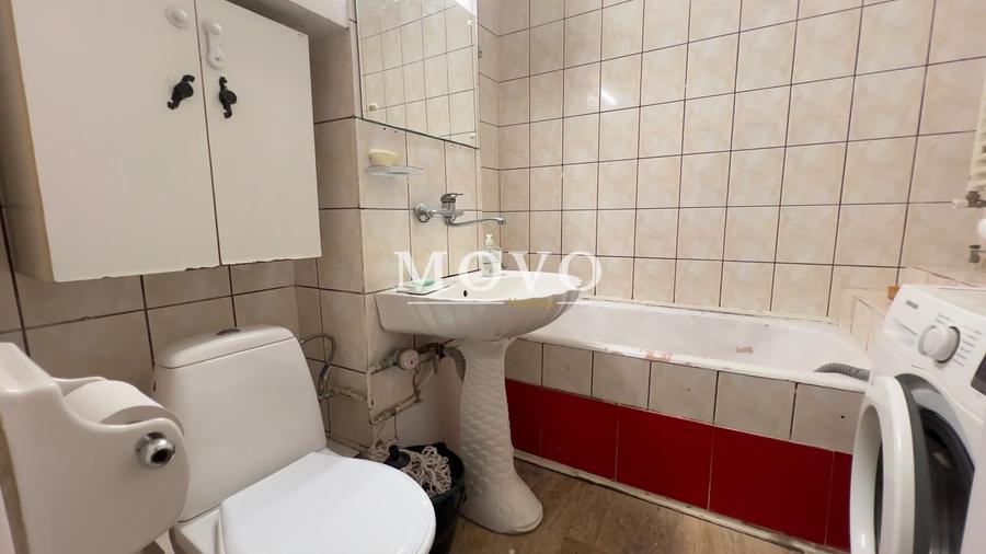 Apartament cu 3 camere decomandat, mobilat în Lipovei