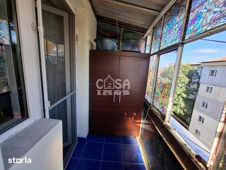 Apartament cu 2 camere în Micro 6