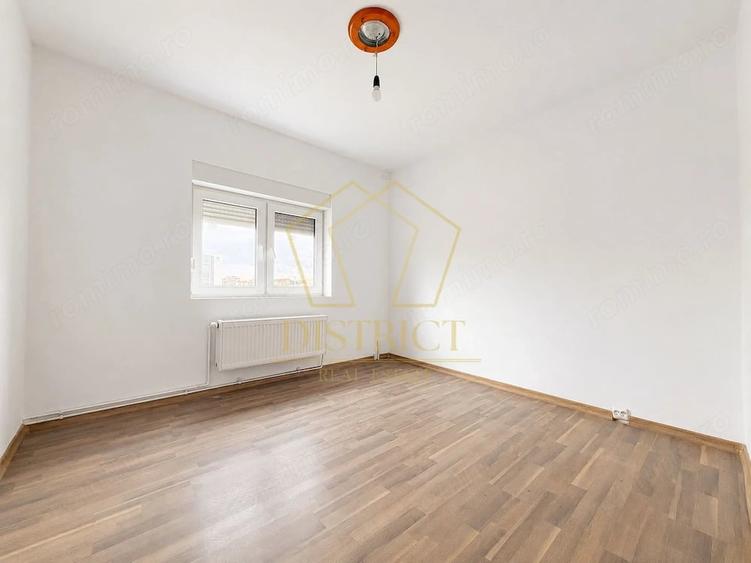 Apartament cu 3 camere decomandat în Bucovina