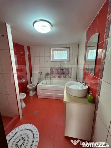Doua apartamente la casa, teren 250 mp, gradina, garaj, - 17