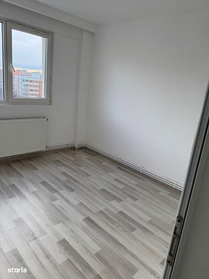 Apartament cu 2 camere în Tei