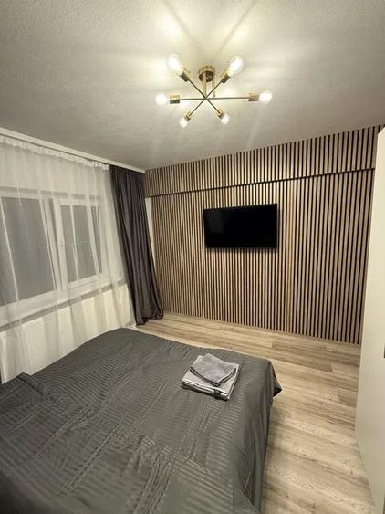 Apartament cu 2 camere decomandat, mobilat în Rovine