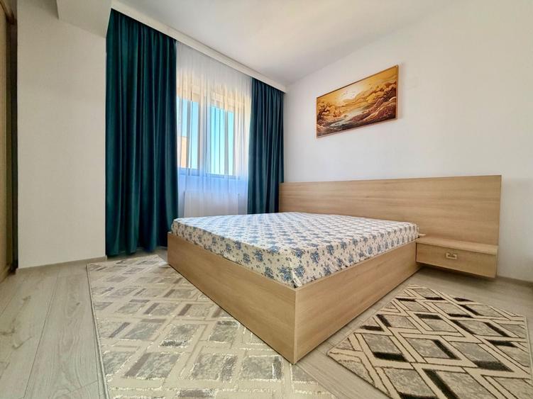 Apartament cu 2 camere decomandat, mobilat în Central