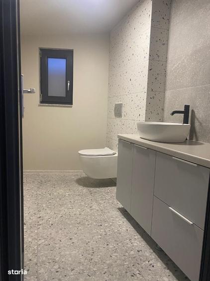 Casă cu 3 camere cu Teren 500 Mp în Strejnicu