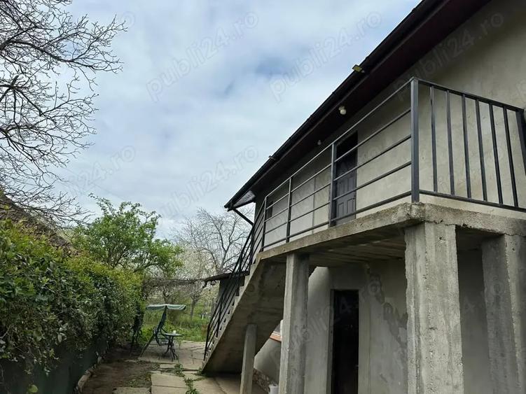 Casă cu 5 camere în Dumbrăveni