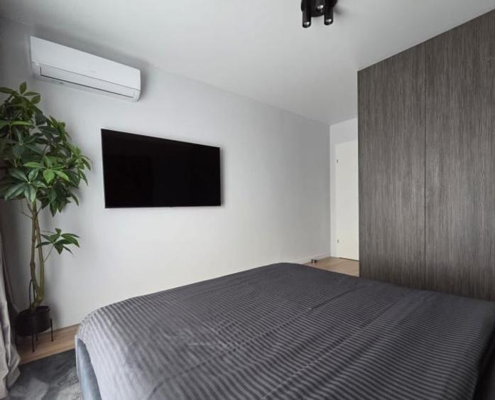 Apartament cu 2 camere decomandat, mobilat în Berceni