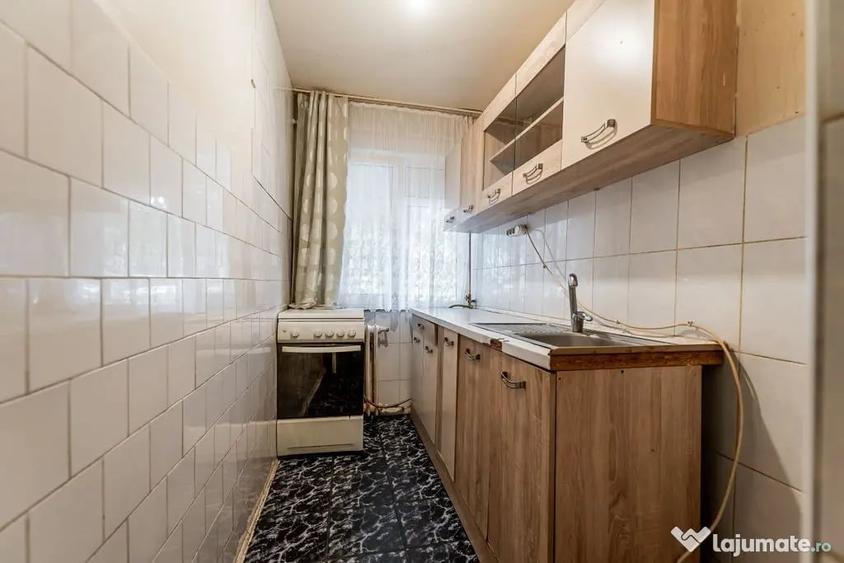 Apartament cu 2 camere nedecomandat în Central