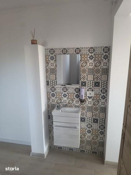 Casă cu 4 camere cu Teren 433 Mp în Sânmihaiu Român