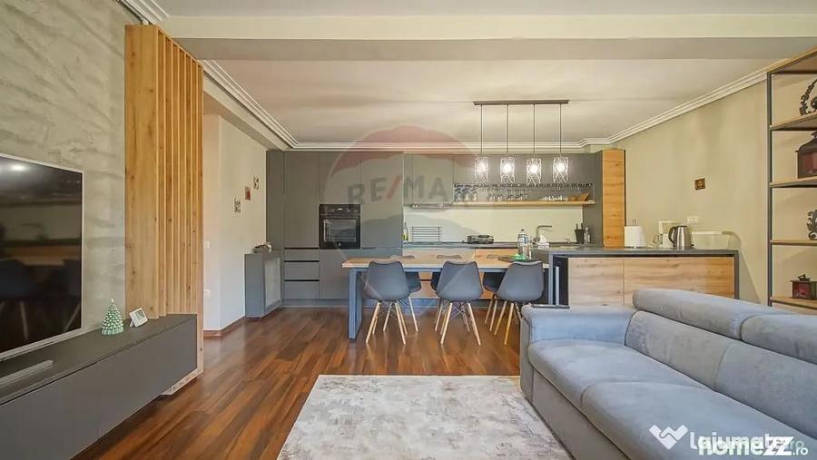 Apartament cu 3 camere decomandat în Central