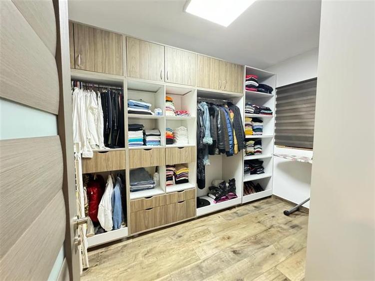 LIVE&Film! Resedinta de elita design aparte, amplasament apreciabil,Livezeni, Mu - 38