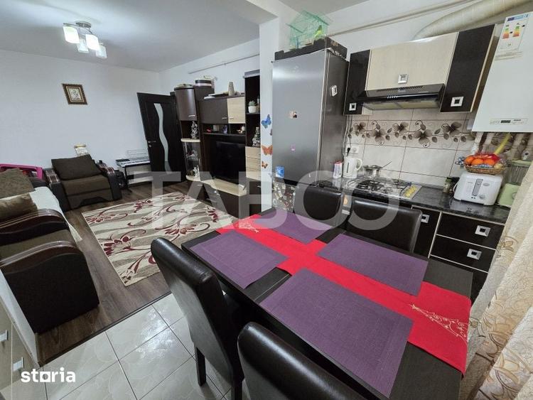 Apartament cu 3 camere decomandat în Central