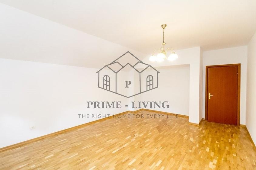 Casă individuală cu 6 camere cu Piscina în Iancu Nicolae