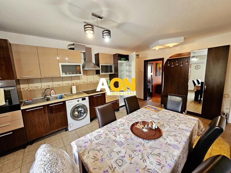 Apartament 3 camere decomandat, etaj 2, ultracentral, zona Primarie - 1