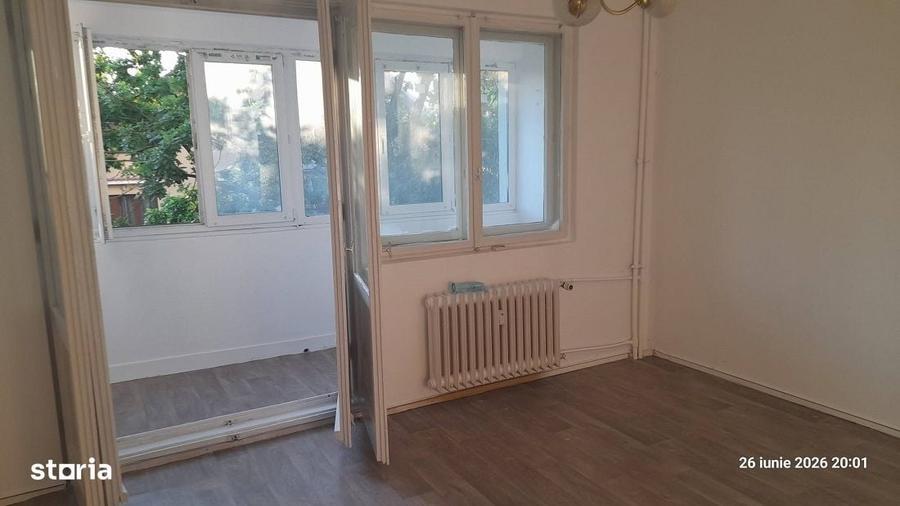 Apartament cu 3 camere în Gorjului