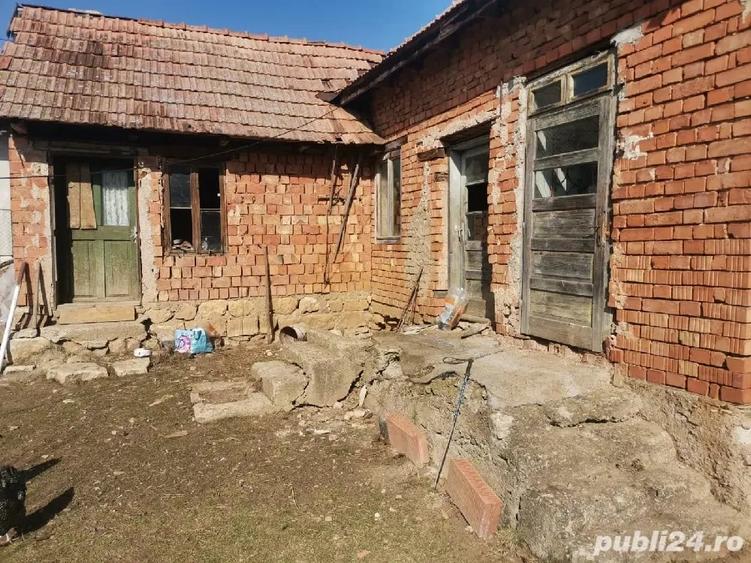 Casă cu Teren 778 Mp în Finișel