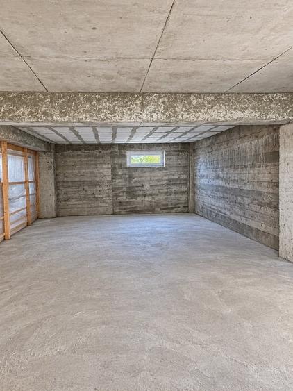 Spațiu comercial, de 180 mp, în Bragadiru