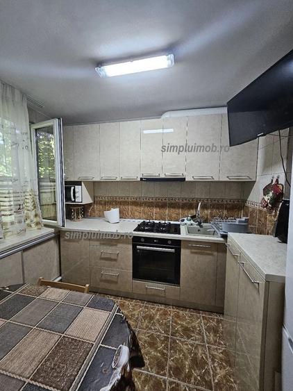 Apartament cu 2 camere decomandat, mobilat în Giurgiului