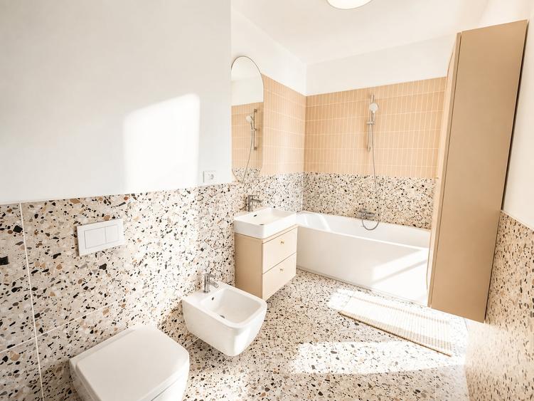 Duplex cu 5 camere cu Teren 300 Mp în Sisești