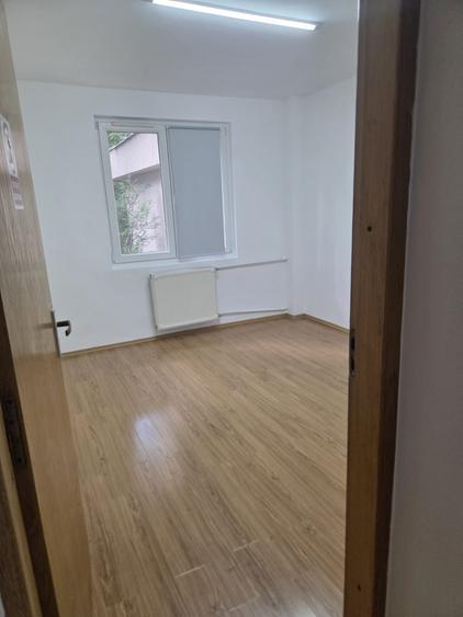 Birou, de 90 mp, în Drumul Taberei
