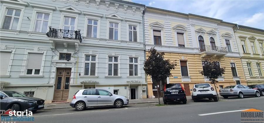 Spațiu comercial, de 50 mp, în Central