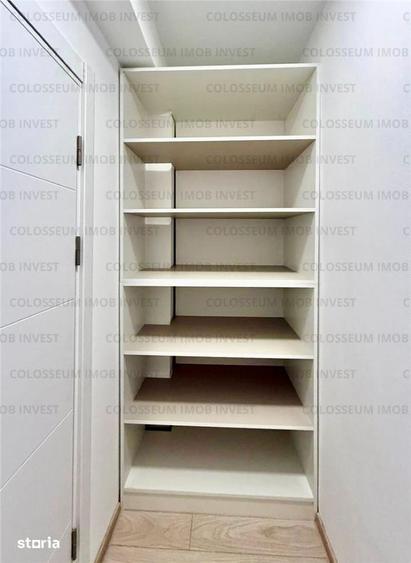 Apartament cu 3 camere decomandat în Tractorul