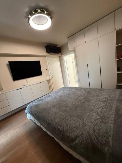Apartament cu 3 camere semidecomandat în Sălaj