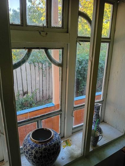 Casă cu Teren 2500 Mp în Central