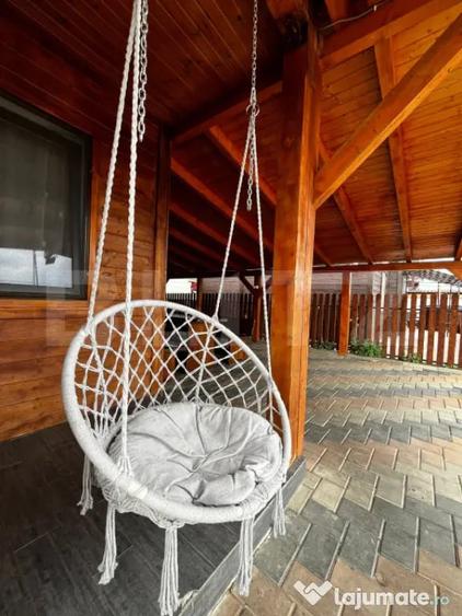 Casă cu 3 camere cu Teren 400 Mp în Beclean