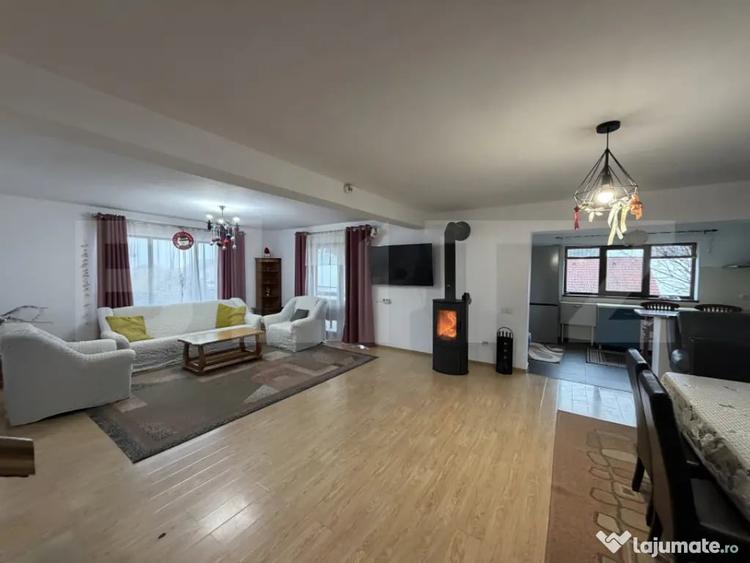 Casă cu 4 camere cu Teren 500 Mp în Iris