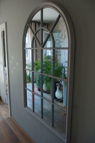 Apartament cu 6 camere decomandat în Aviatorilor