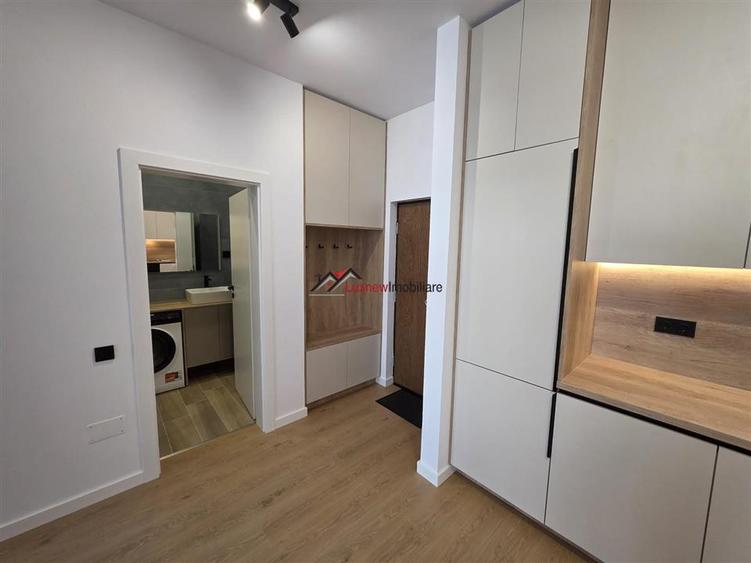 Apartament cu 2 camere semidecomandat, mobilat în Florești
