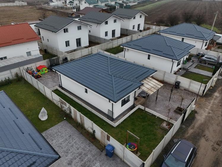 Casă individuală cu 3 camere cu Canalizare în Măgurele