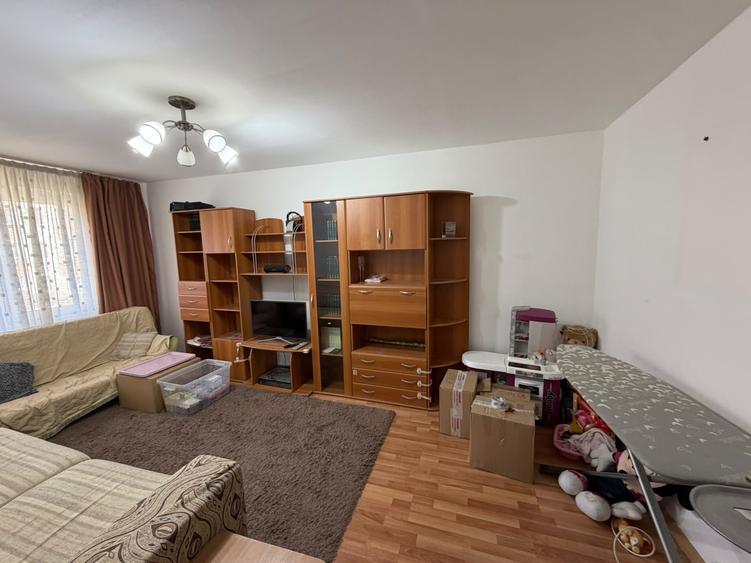 Apartament cu 2 camere decomandat, mobilat în Mihai Bravu