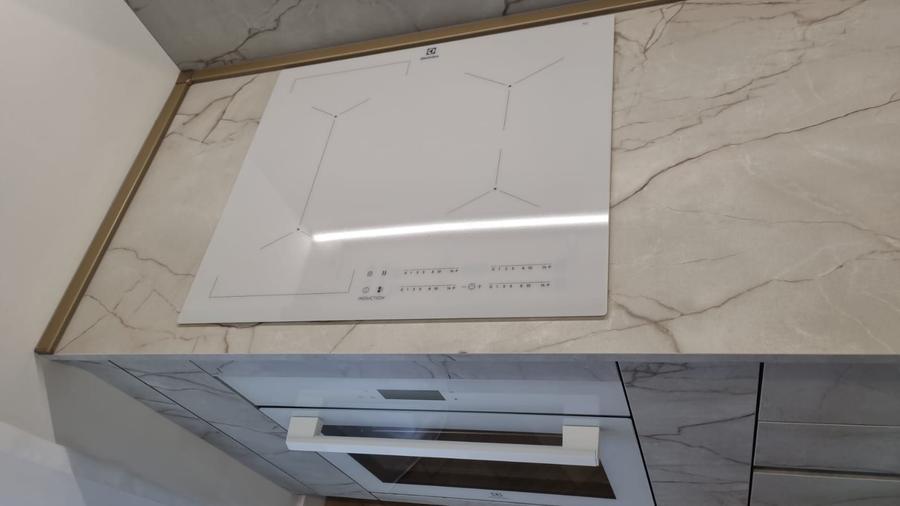 Apartament cu 4 camere decomandat, mobilat în Vest