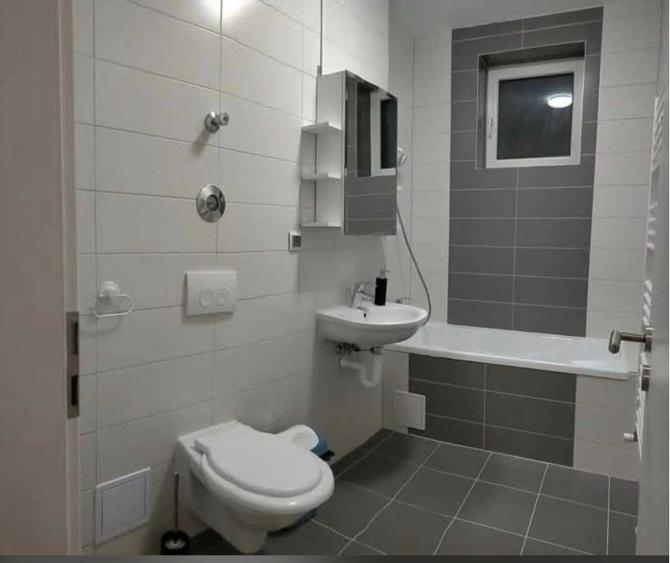 Garsonieră decomandată în Avantgarden