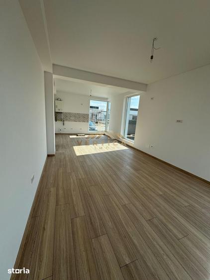 Casă cu 3 camere cu Teren 338 Mp în Vidra