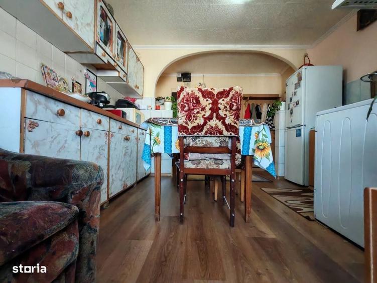 Apartament cu 3 camere decomandat în Rogerius