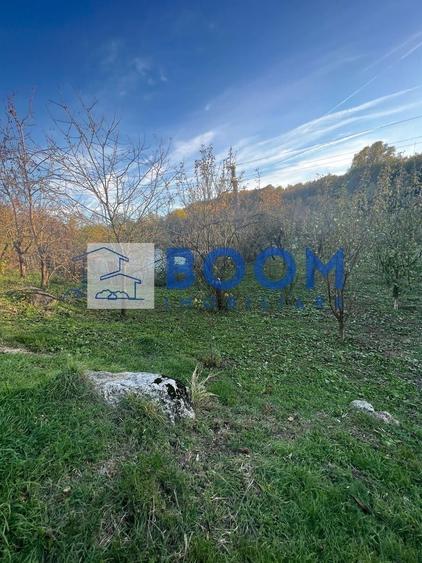 Casă individuală cu 2 camere cu Canalizare în Gura Văii