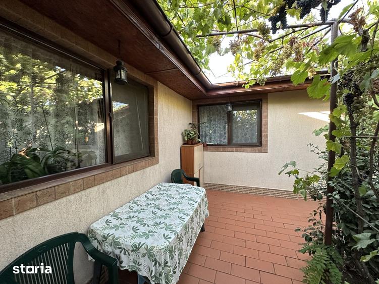 Casă cu 4 camere cu Teren 225 Mp în Rahova