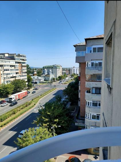 Garsonieră decomandată în Central