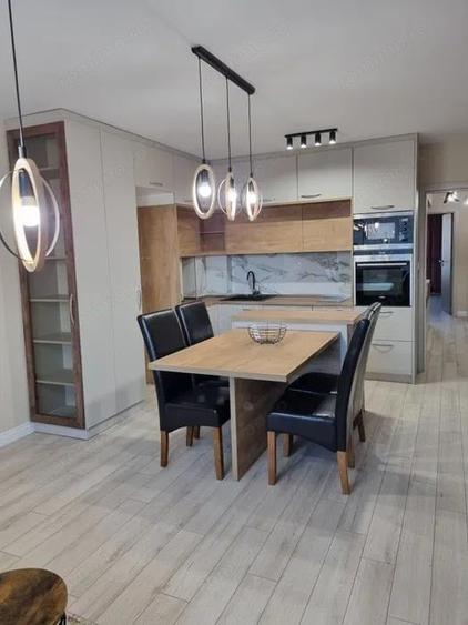 Apartament cu 3 camere decomandat în Gheorghe Lazăr