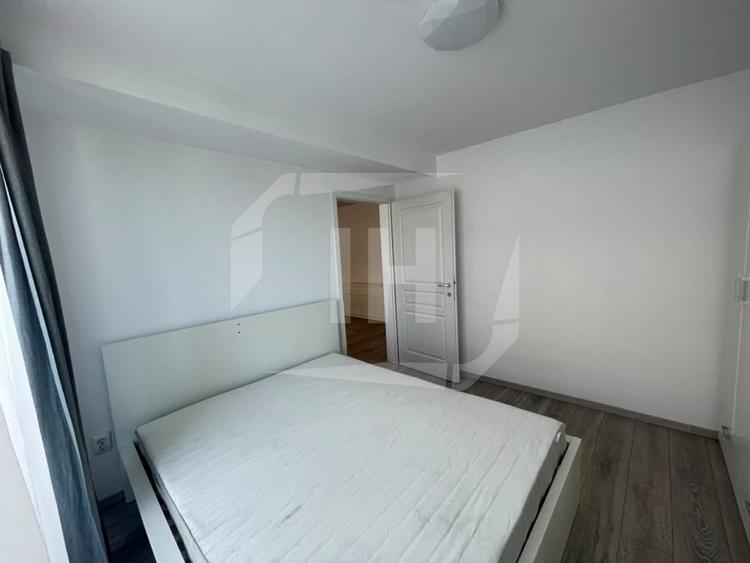 Apartament cu 2 camere semidecomandat, mobilat în Bună Ziua