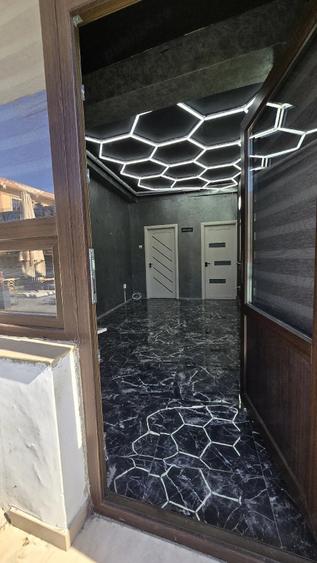 Spațiu comercial, de 25 mp, în Central