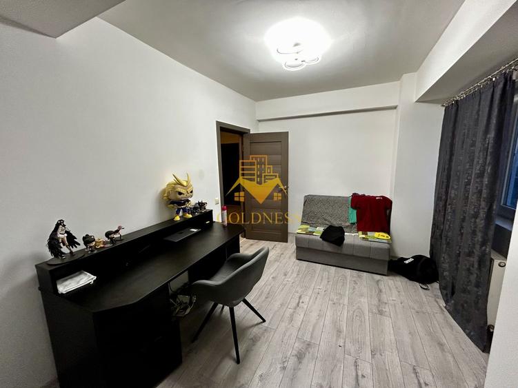 Apartament cu 3 camere semidecomandat, mobilat în Florești
