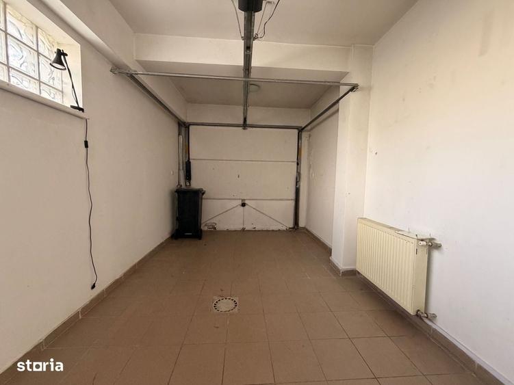 Casă cu 4 camere în Floreasca