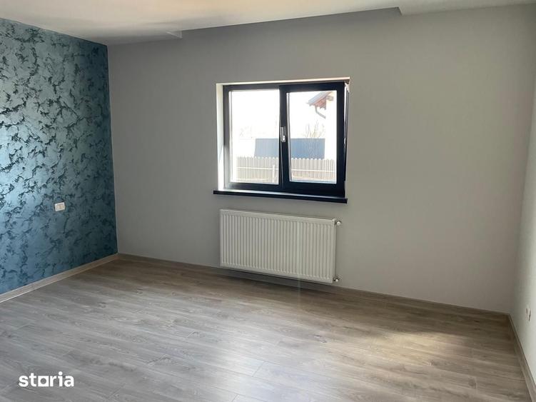 Casă cu 4 camere cu Teren 360 Mp în Hemeiuș