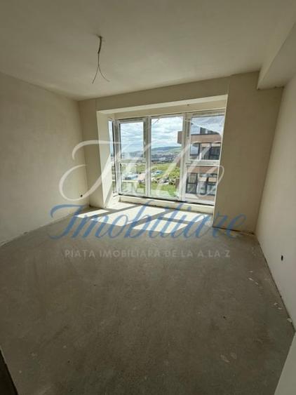 Apartament de vanzare semidecomandat ,3 camere 57 mp , zona Sesul de Sus - 1