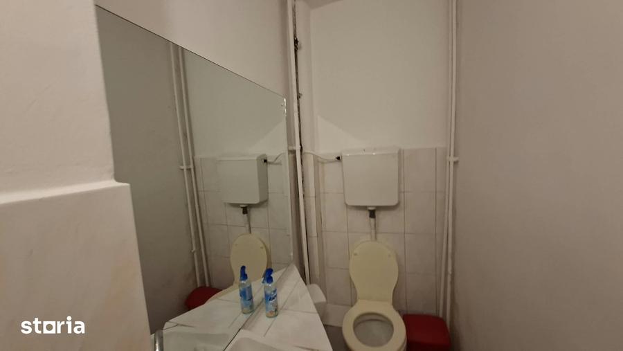 Apartament cu 3 camere în 7 Noiembrie